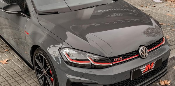 VOLKSWAGEN GOLF GTI TCR 2.0 DSG -PURE GREY-