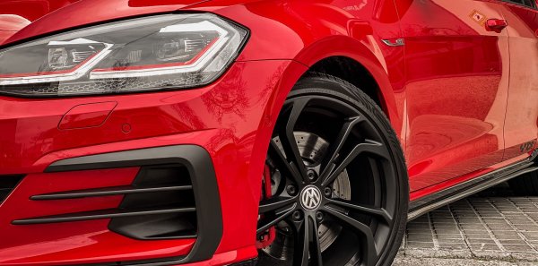 VOLKSWAGEN GOLF GTI TCR DSG7 -ROJO TORNADO, IMPECABLE ESTADO-