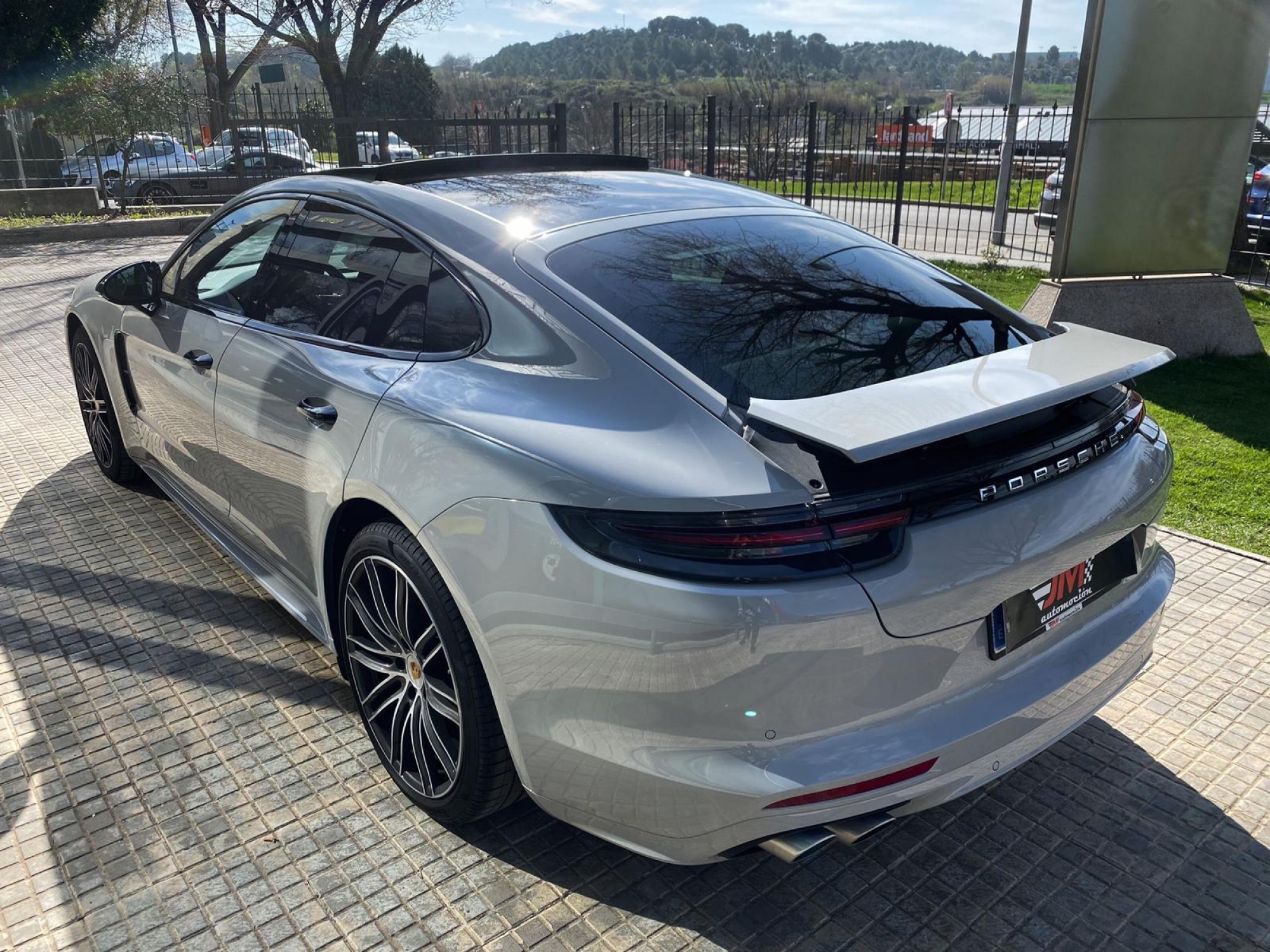 PORSCHE PANAMERA 4S -COLOR GRIS CRAYON, IVA DEDUCIBLE-