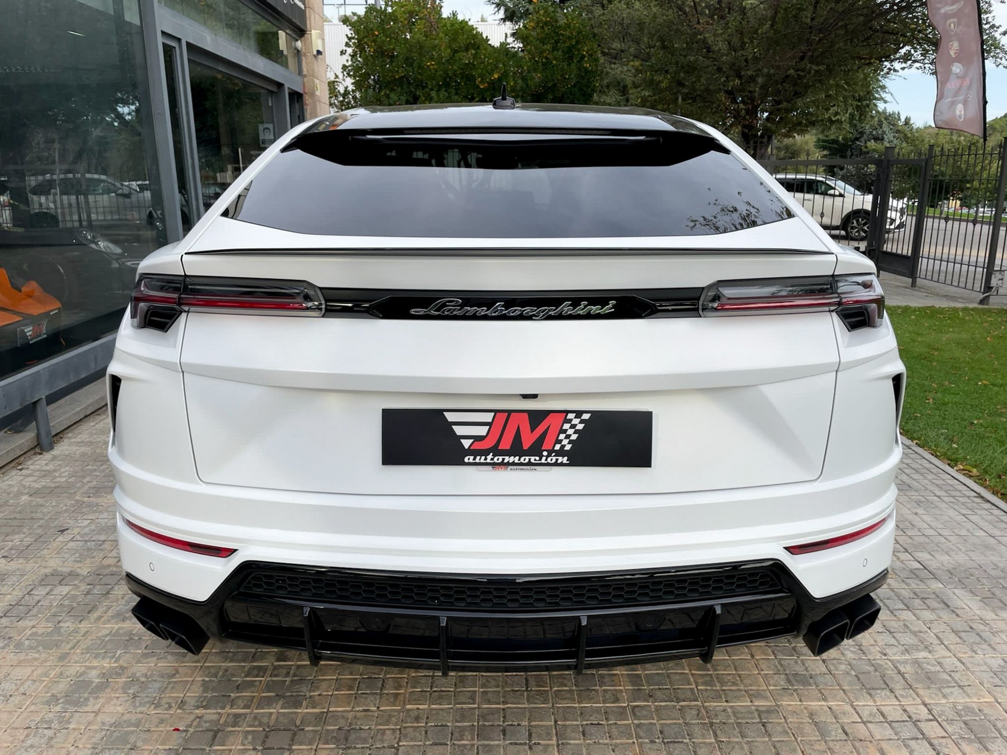 LAMBORGHINI URUS 4.0 V8 AUT. -ESCAPE DEPORTIVO NOVITEC-