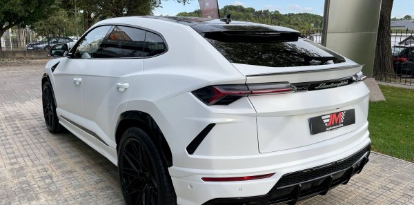 LAMBORGHINI URUS 4.0 V8 AUT. -ESCAPE DEPORTIVO NOVITEC-