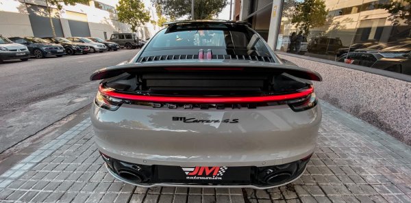 PORSCHE 911 992 CARRERA 4S COUPÉ -NACIONAL, GRIS CRAYÓN-