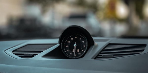 PORSCHE 911 992 CARRERA 4S COUPÉ -NACIONAL, GRIS CRAYÓN-