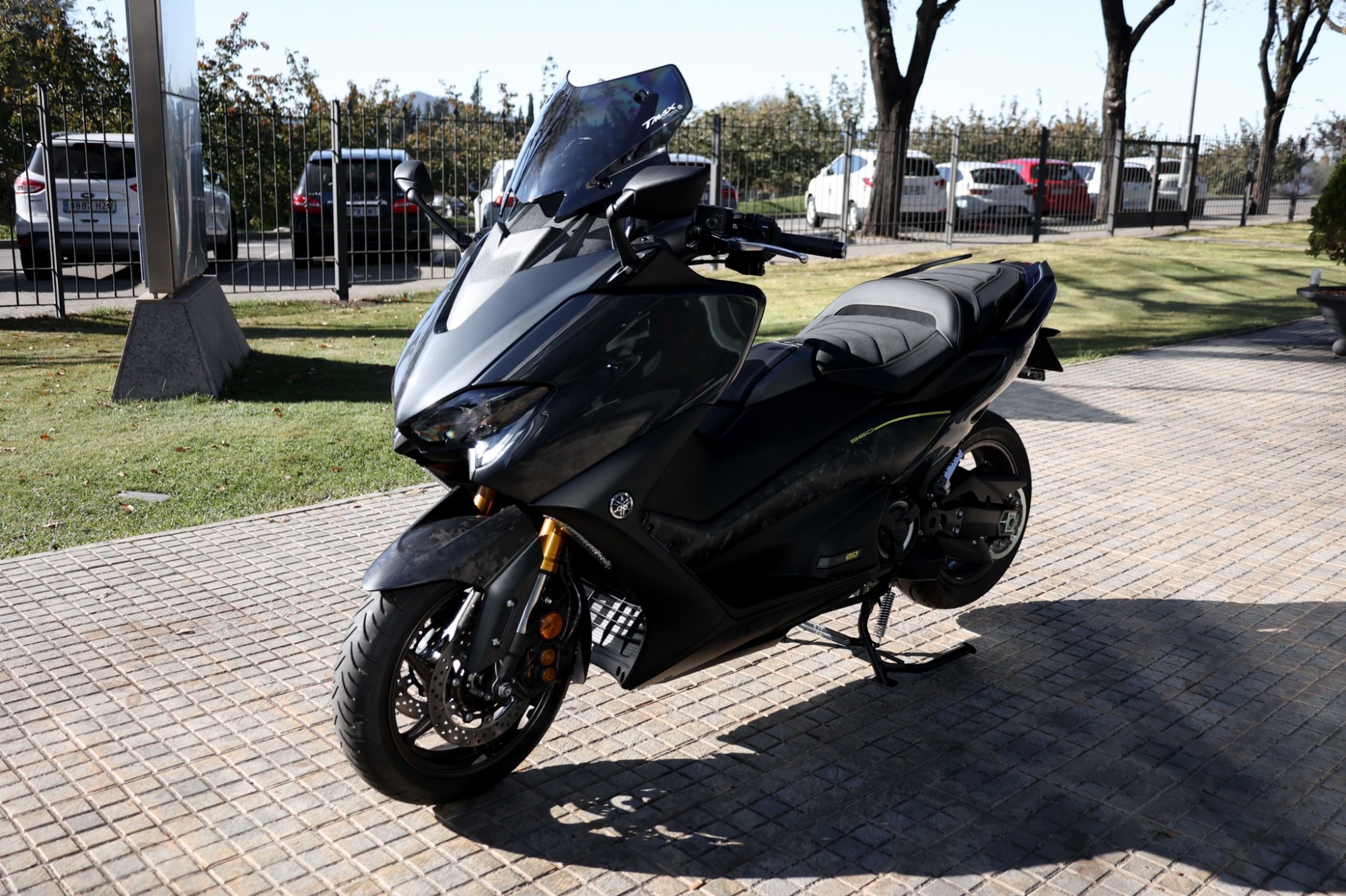 YAMAHA T-MAX XP 560D EDICIÓN 20 ANIVERSARIO -NACIONAL, ÚNICO PROPIETARIO-