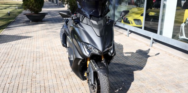 YAMAHA T-MAX XP 560D EDICIÓN 20 ANIVERSARIO -NACIONAL, ÚNICO PROPIETARIO-