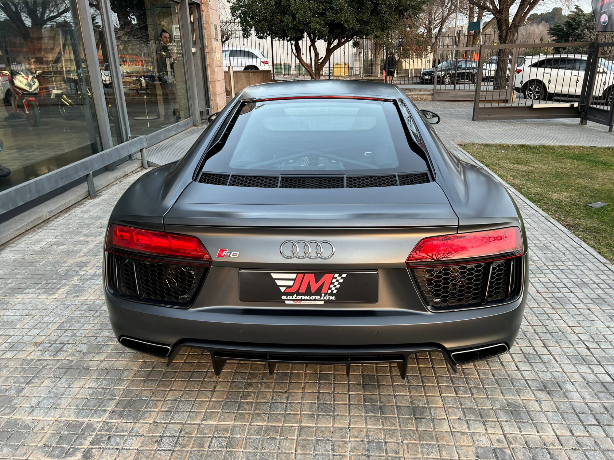 AUDI R8 V10 5.2 FSI QUATTRO -NACIONAL-