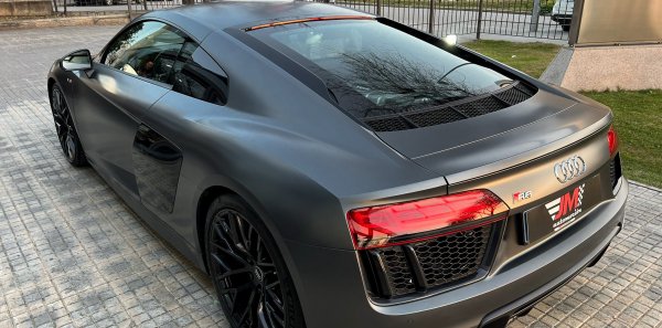 AUDI R8 V10 5.2 FSI QUATTRO -NACIONAL-