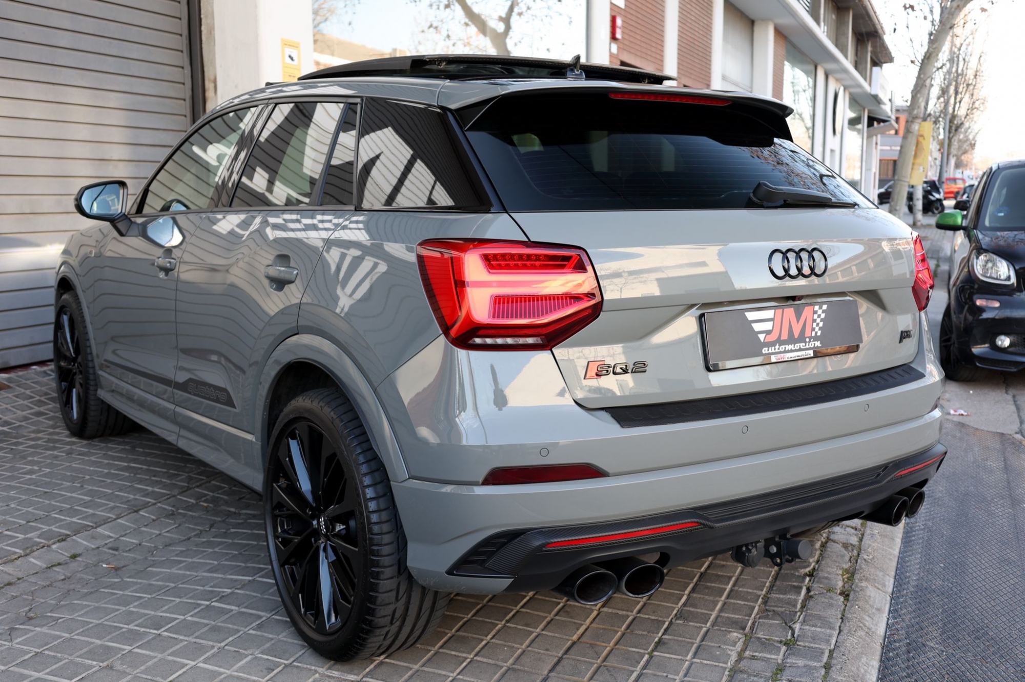 AUDI SQ2 TFSI QUATTRO -COLOR NARDO GREY-