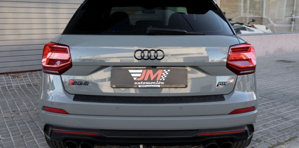 AUDI SQ2 TFSI QUATTRO -COLOR NARDO GREY-