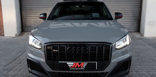 AUDI SQ2 TFSI QUATTRO -COLOR NARDO GREY-