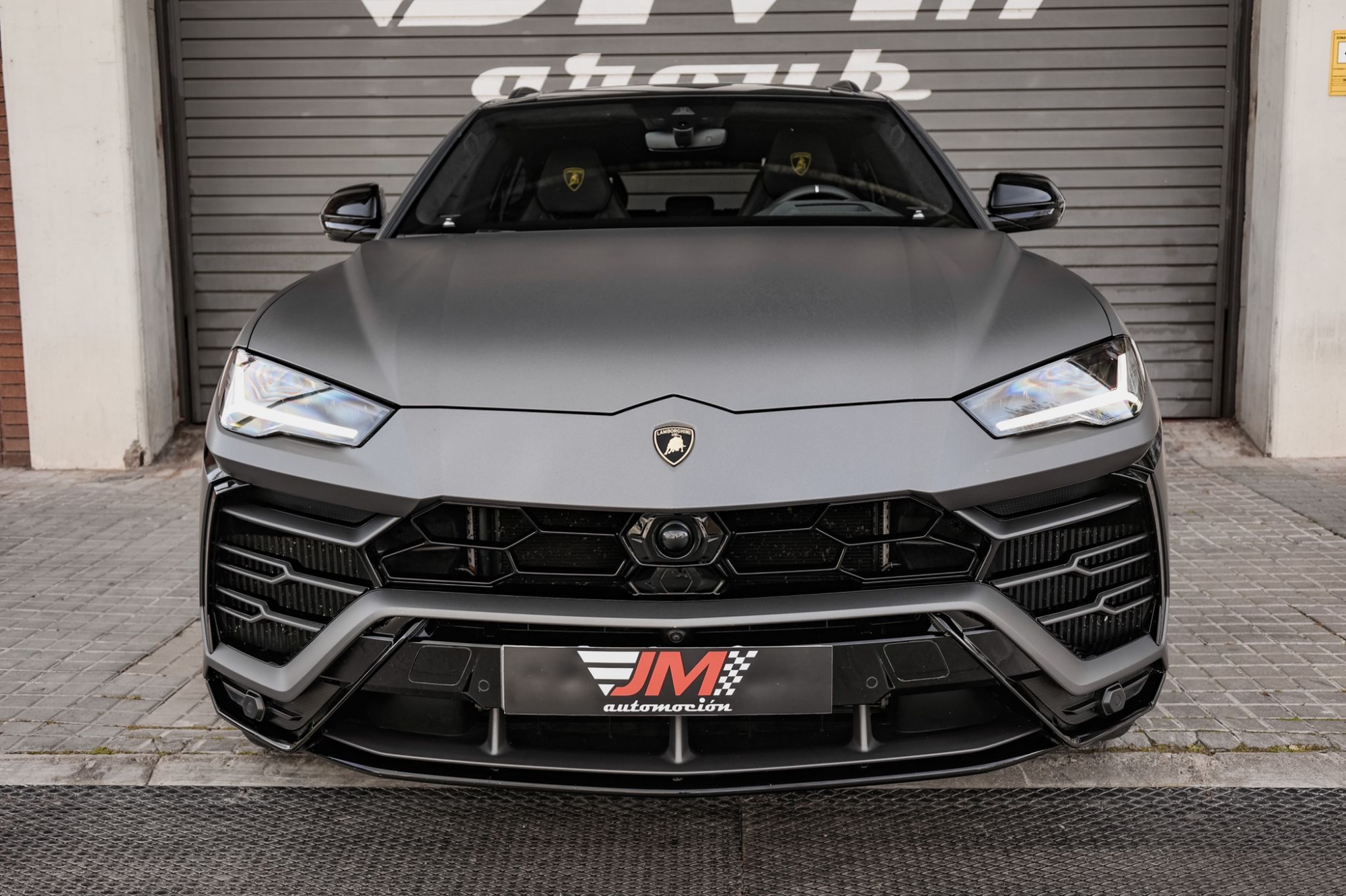 LAMBORGHINI URUS 4.0 V8 AUT. -FULL OPTIONS-