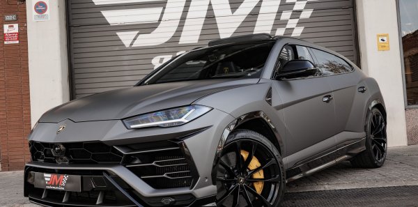 LAMBORGHINI URUS 4.0 V8 AUT. -FULL OPTIONS-