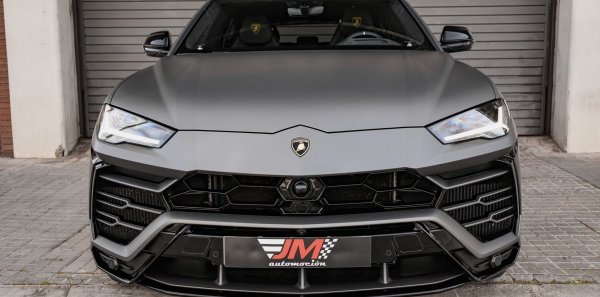 LAMBORGHINI URUS 4.0 V8 AUT. -FULL OPTIONS-