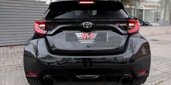 TOYOTA GR YARIS RZ CIRCUIT PACK -ESCAPES MILTEK-