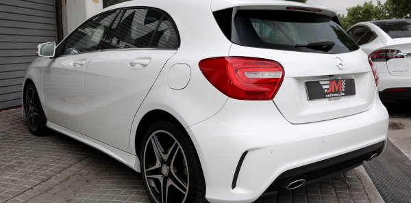 MERCEDES-BENZ CLASE A200 CDI PAQUETE AMG -NACIONAL-