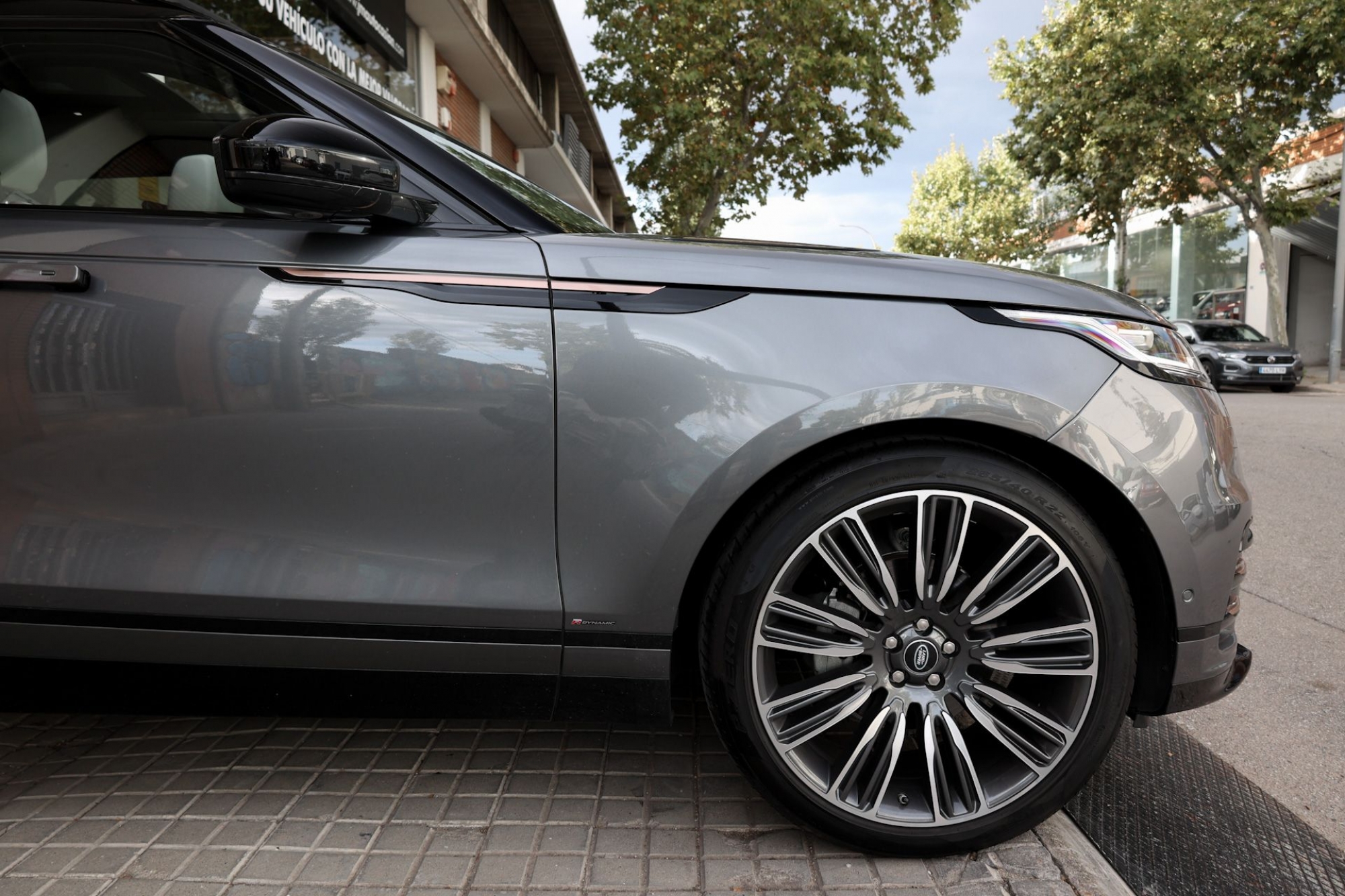 RANGE-ROVER VELAR 2.0 R-DYNAMIC HSE 4WD -NACIONAL-