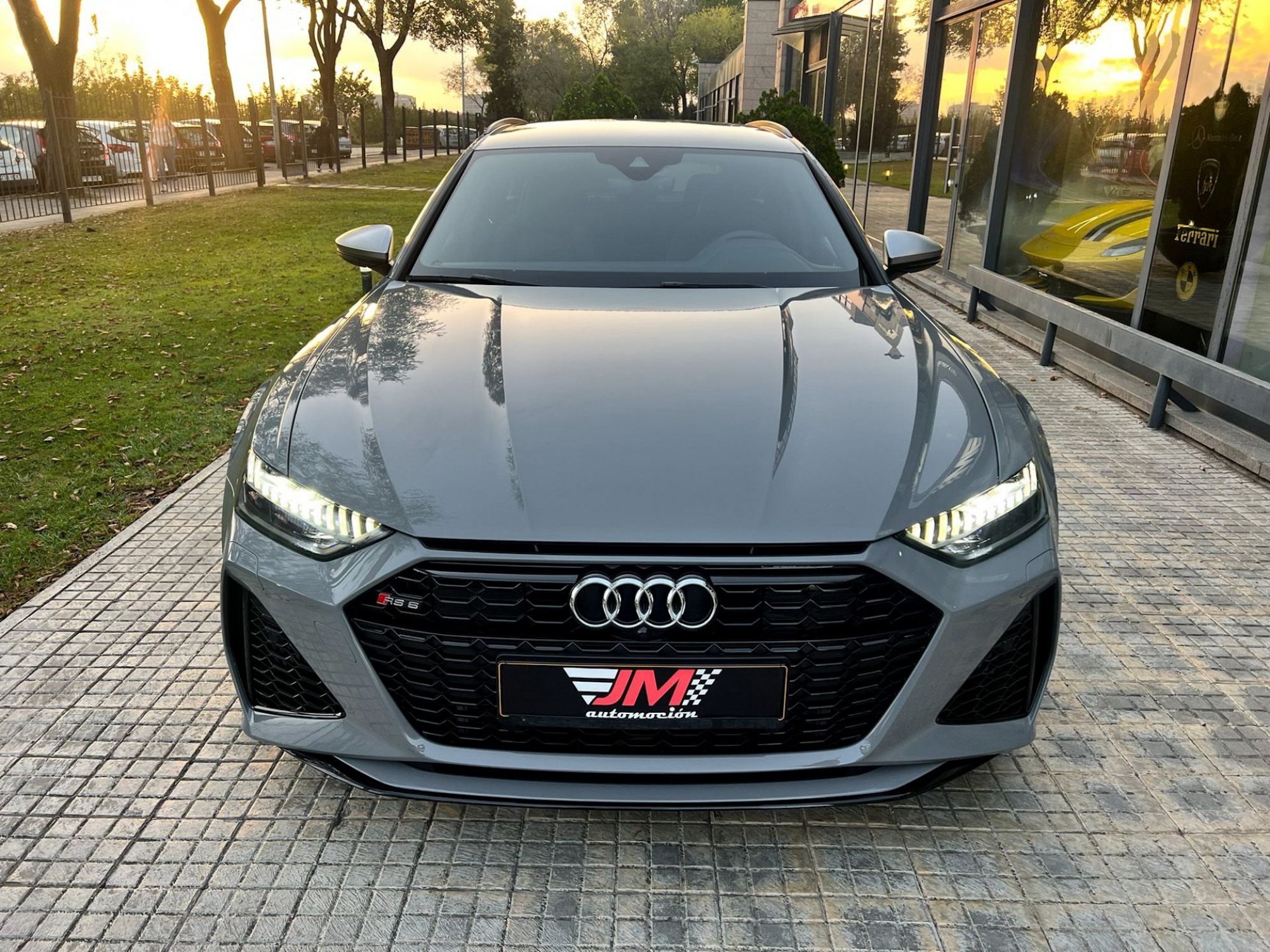 AUDI RS6 AVANT C8 COLOR NARDO GREY -IVA DEDUCIBLE-