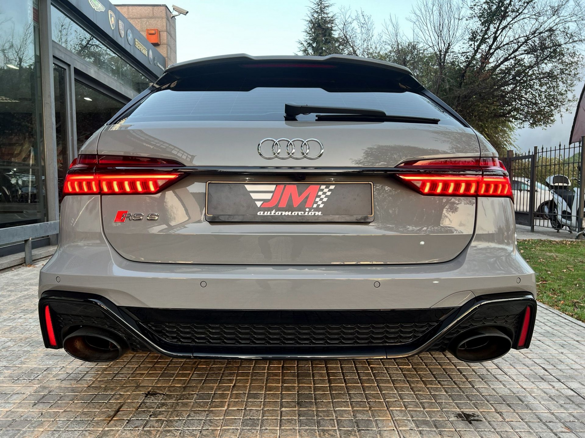 AUDI RS6 AVANT C8 COLOR NARDO GREY -IVA DEDUCIBLE-