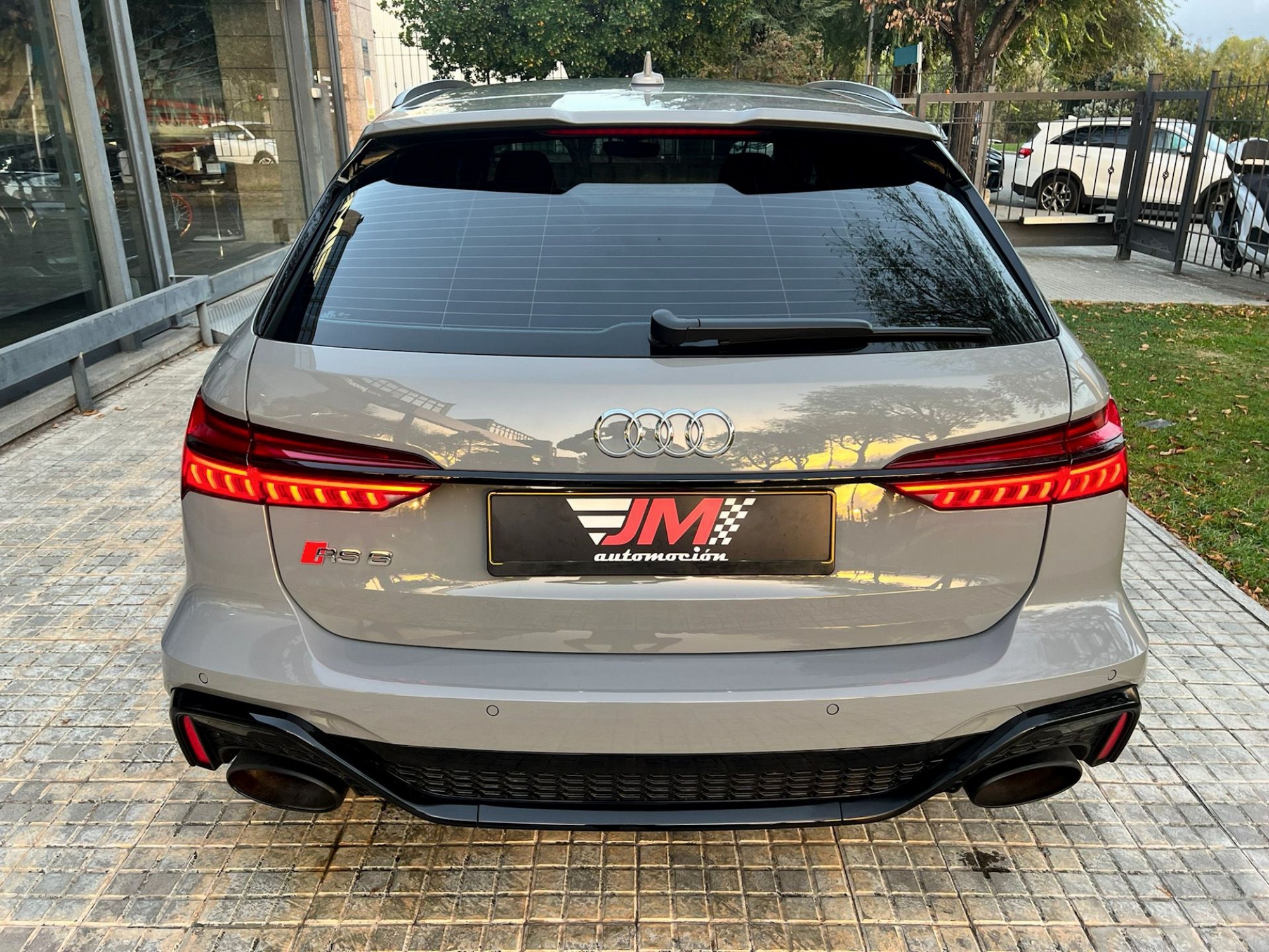 AUDI RS6 AVANT C8 COLOR NARDO GREY -IVA DEDUCIBLE-