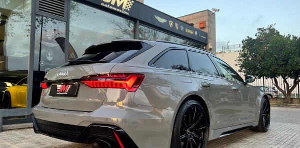 AUDI RS6 AVANT C8 COLOR NARDO GREY -IVA DEDUCIBLE-